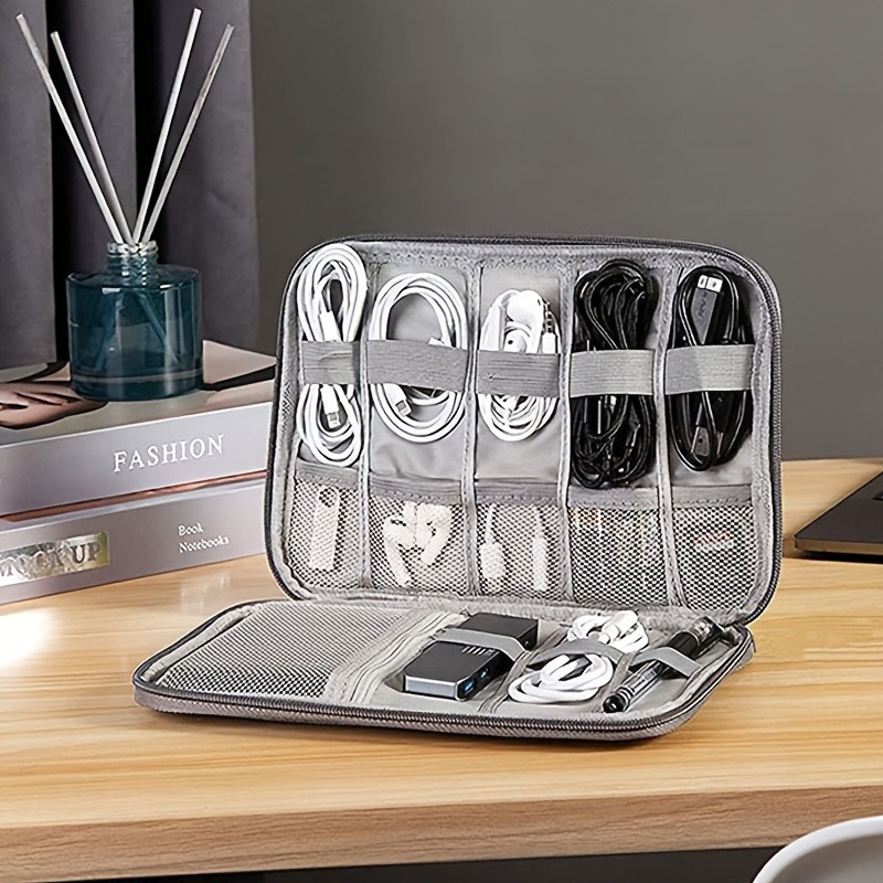 A Multi-Pocket Electronic Acce - Office Tech Gear recension och pris
